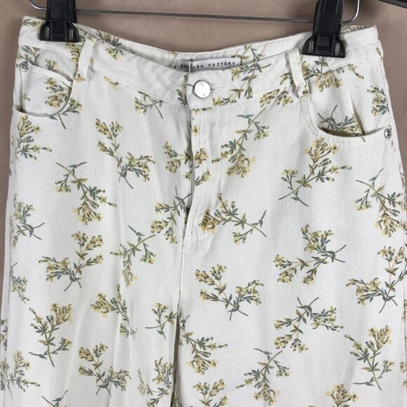 ENGLISH FACTORY Floral Wide Leg White CROP JEANS Size MEDIUM - Picture 4 of 9